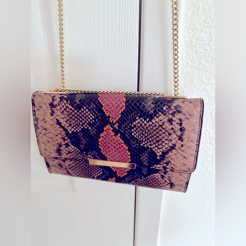 Inc wallet on a chain